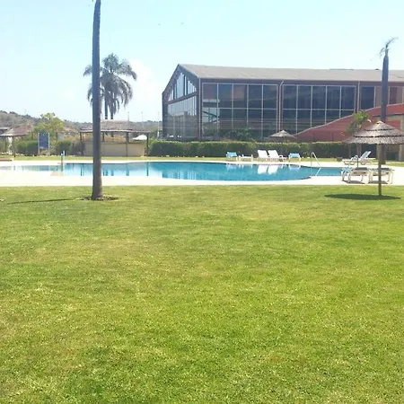 דירה With One Bedroom In Estombar, With Wonderful City View, Pool Access... Estômbar